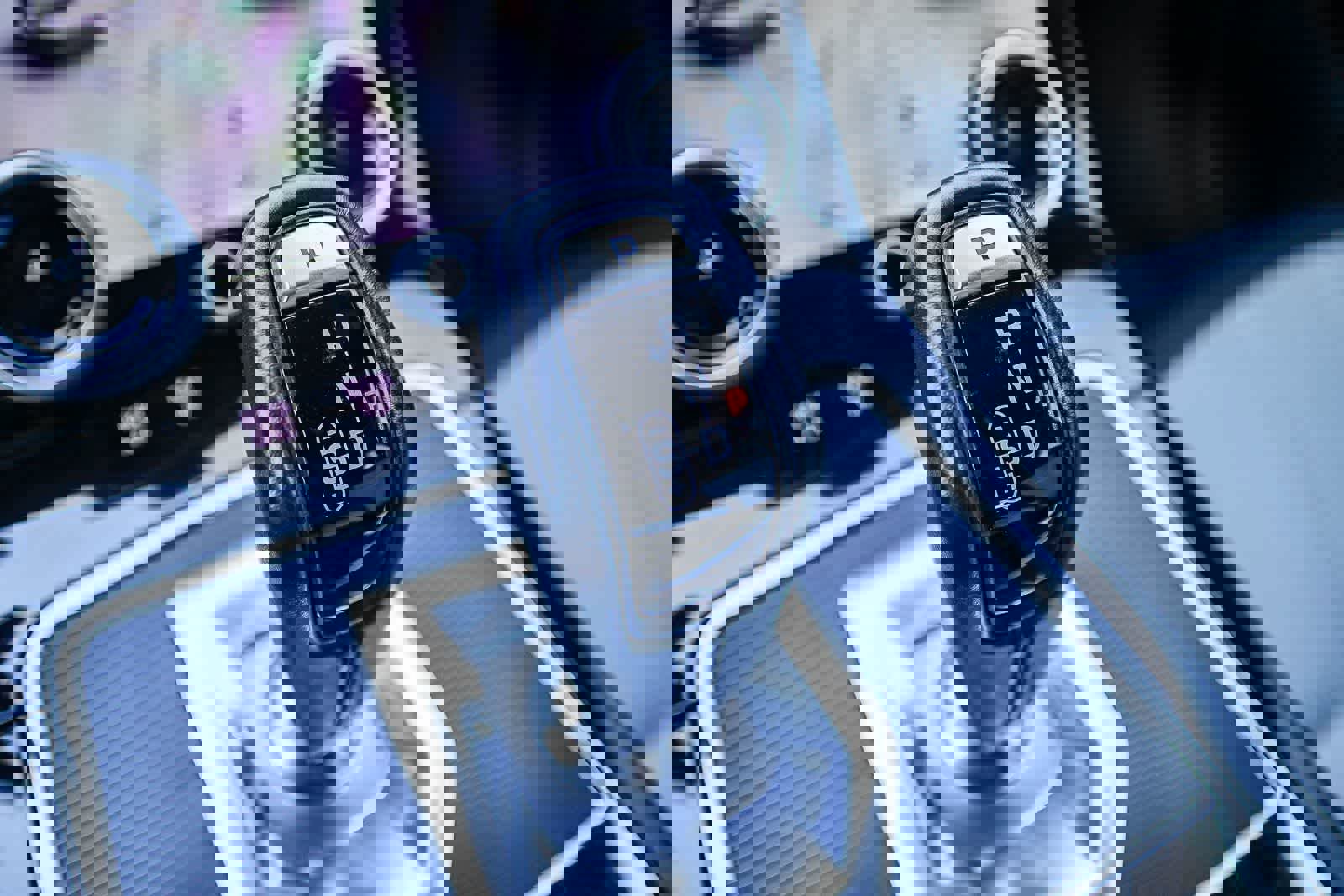 Used 2022 Land Rover Range Rover Evoque R-Dynamic SE image 24