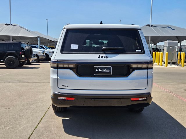 New 2026 Jeep Grand Wagoneer L Limited w/ Premium Group II AWD/4WD image 8