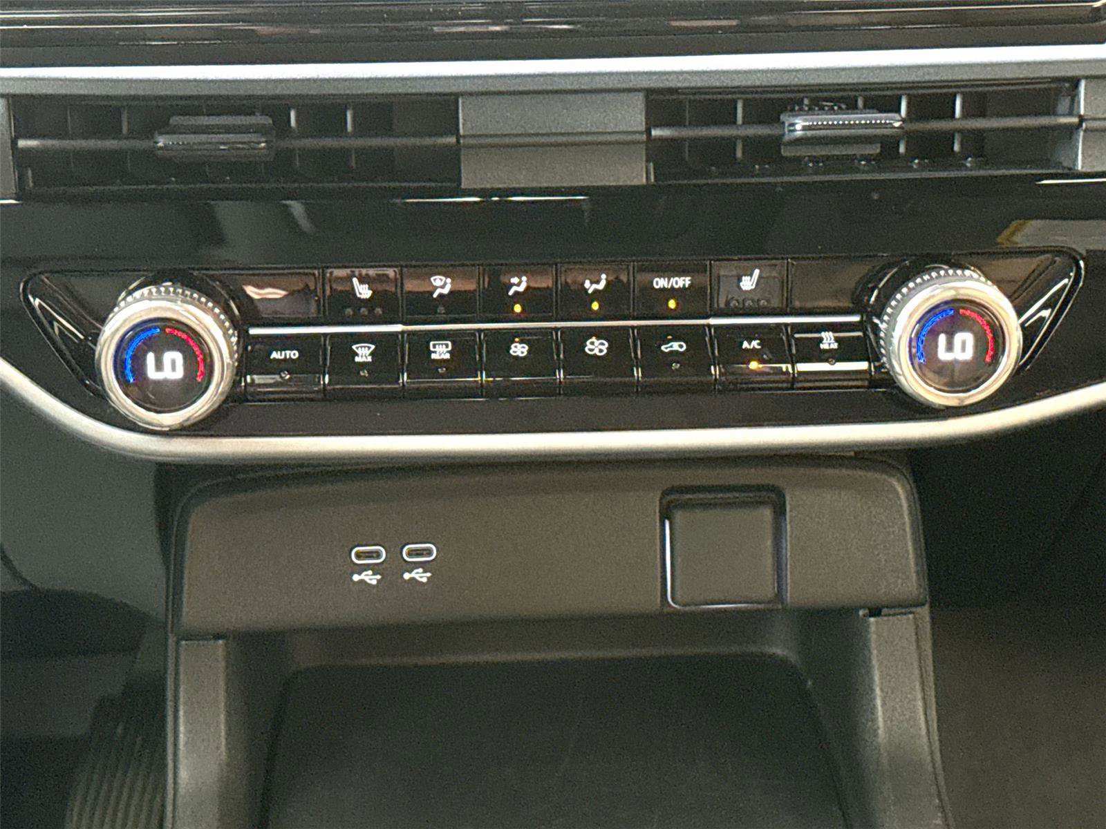 Used 2025 Honda Prologue Touring image 17