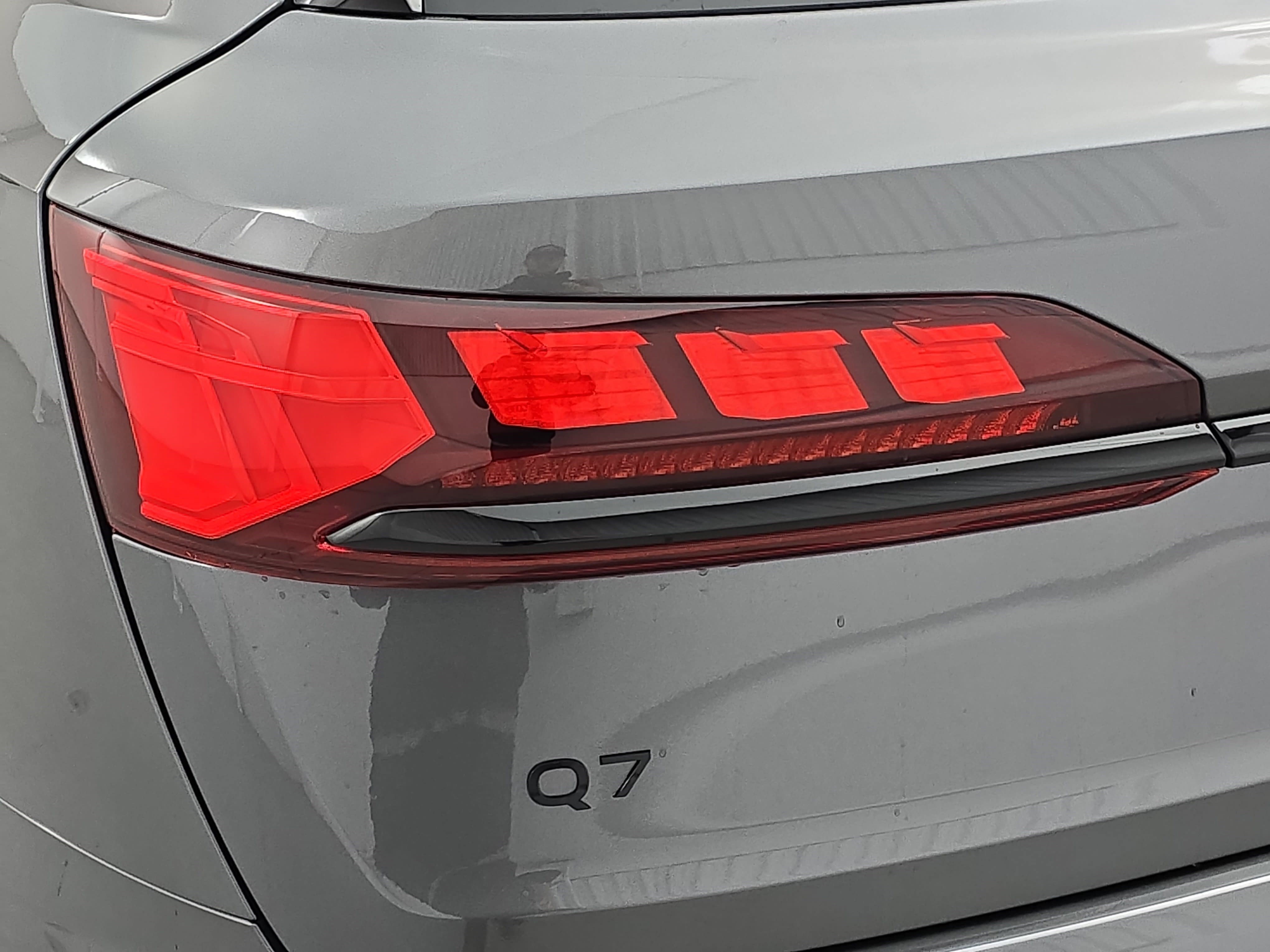 New 2026 Audi Q7 3.0T Prestige image 37