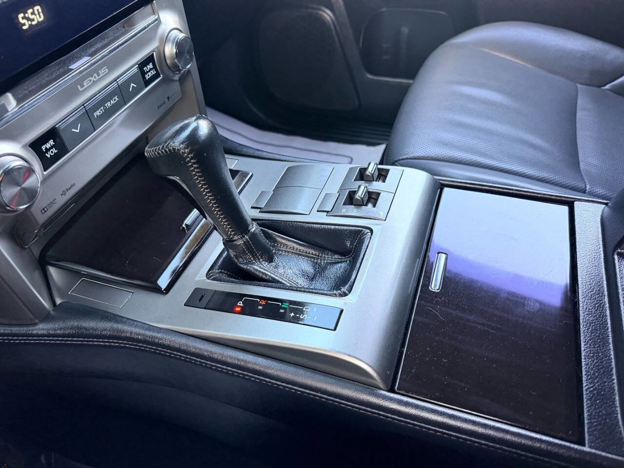 Used 2014 Lexus GX 460 image 46