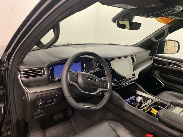 Used 2024 Jeep Wagoneer Series II image 8