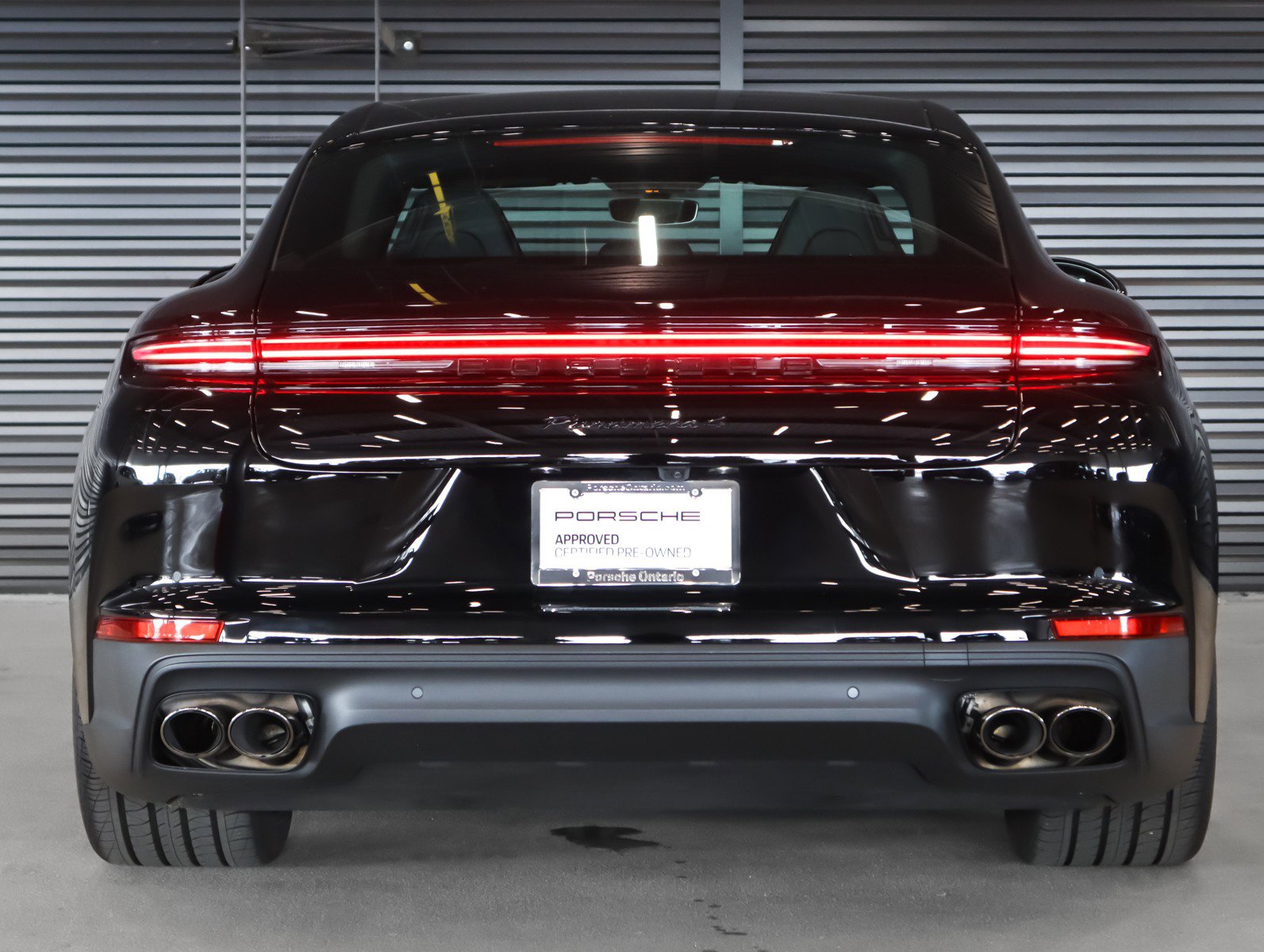 Certified 2025 Porsche Panamera 4 image 9