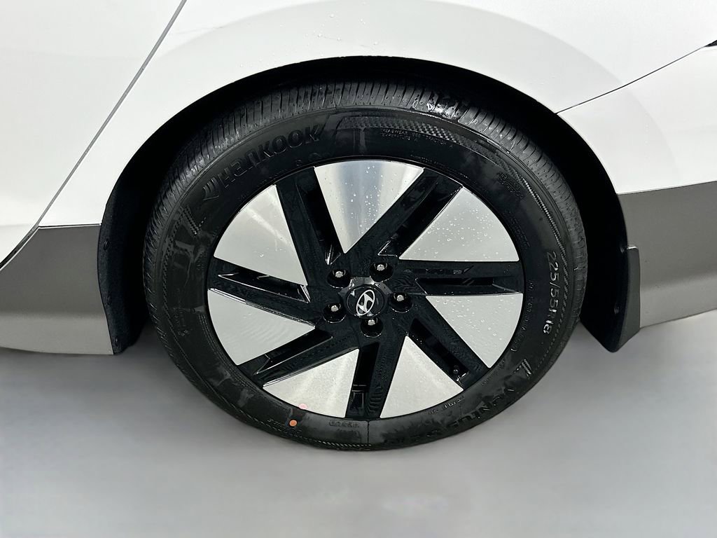 New 2025 Hyundai Ioniq 6 SE image 23