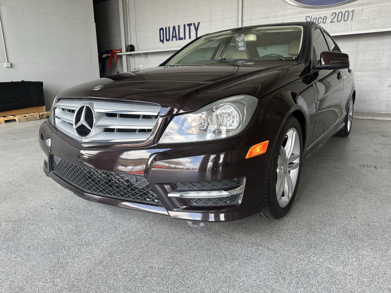 Used 2012 Mercedes-Benz C 250 C 250 Sport 4dr Sedan image 9