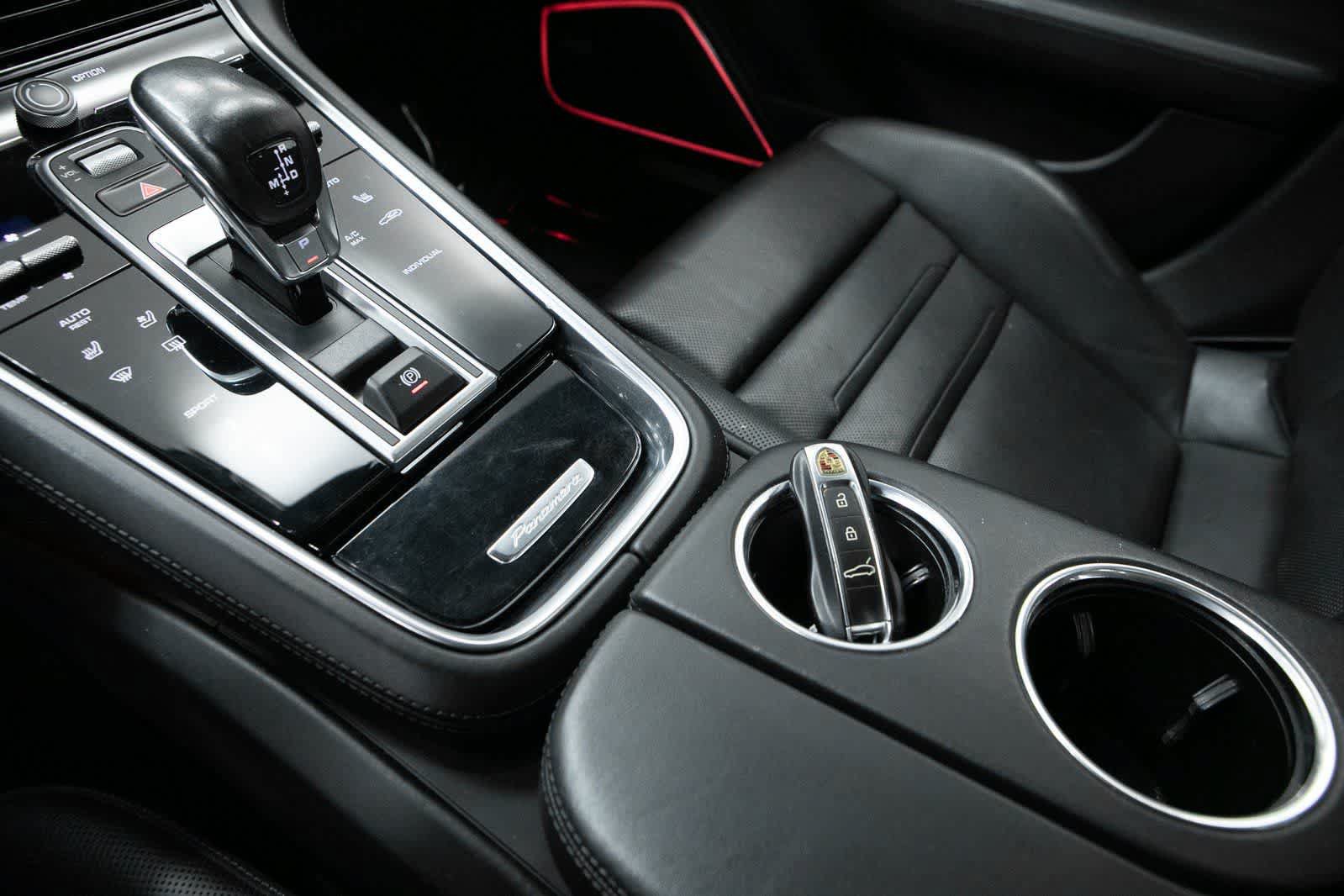 Certified 2022 Porsche Panamera 4S AWD/4WD image 23
