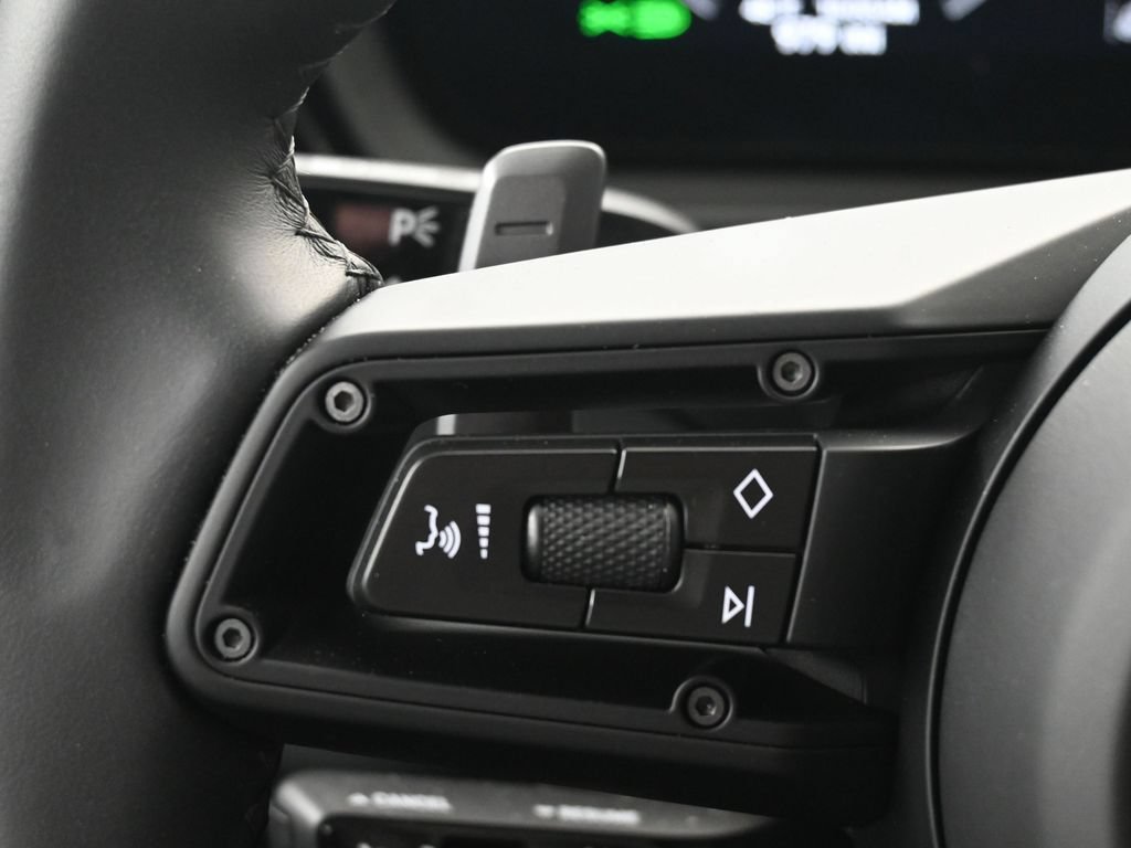 Certified 2026 Porsche Cayenne GTS AWD/4WD image 21