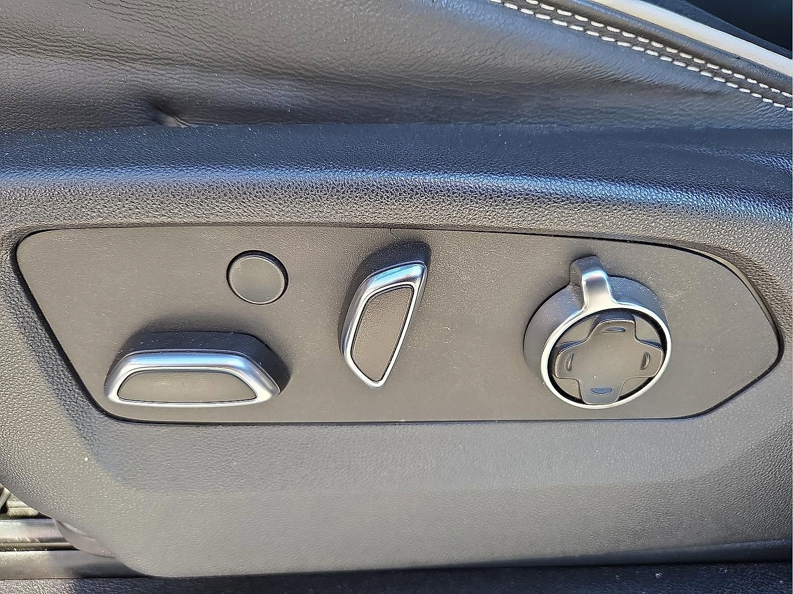 Certified 2023 GMC Sierra 1500 AT4X image 14