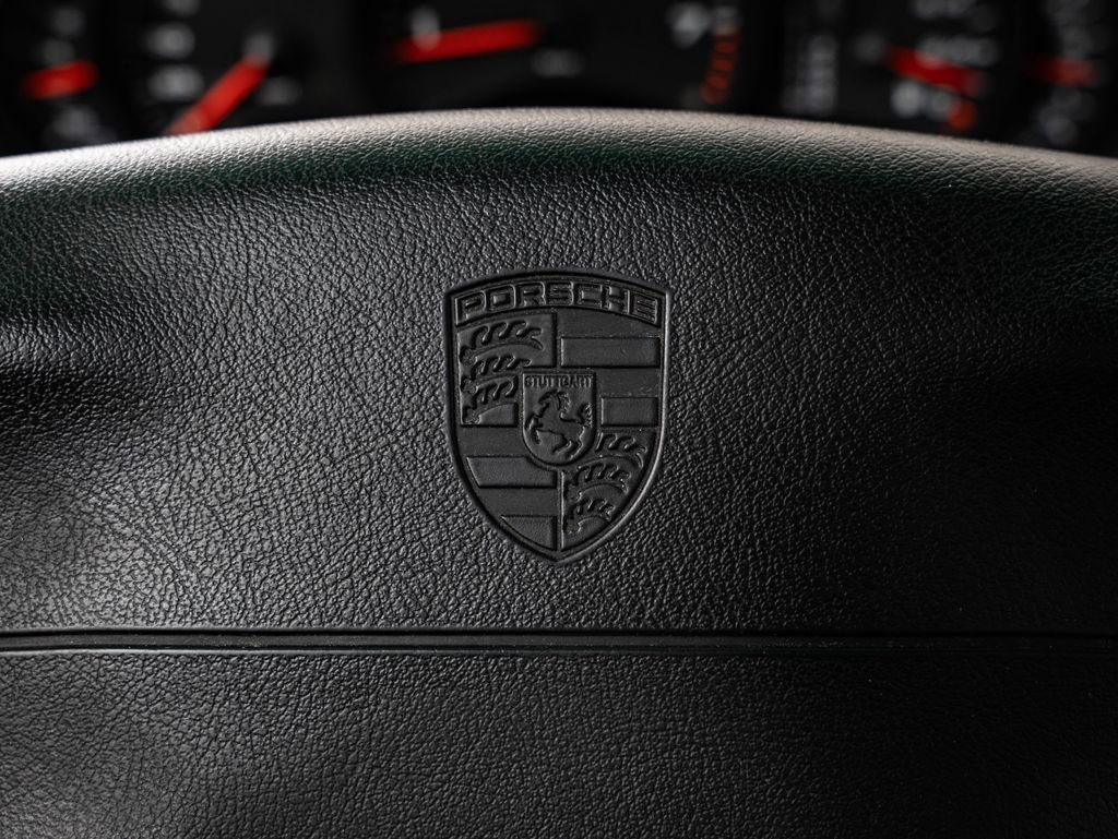 Used 2001 Porsche 911 Carrera RWD image 27