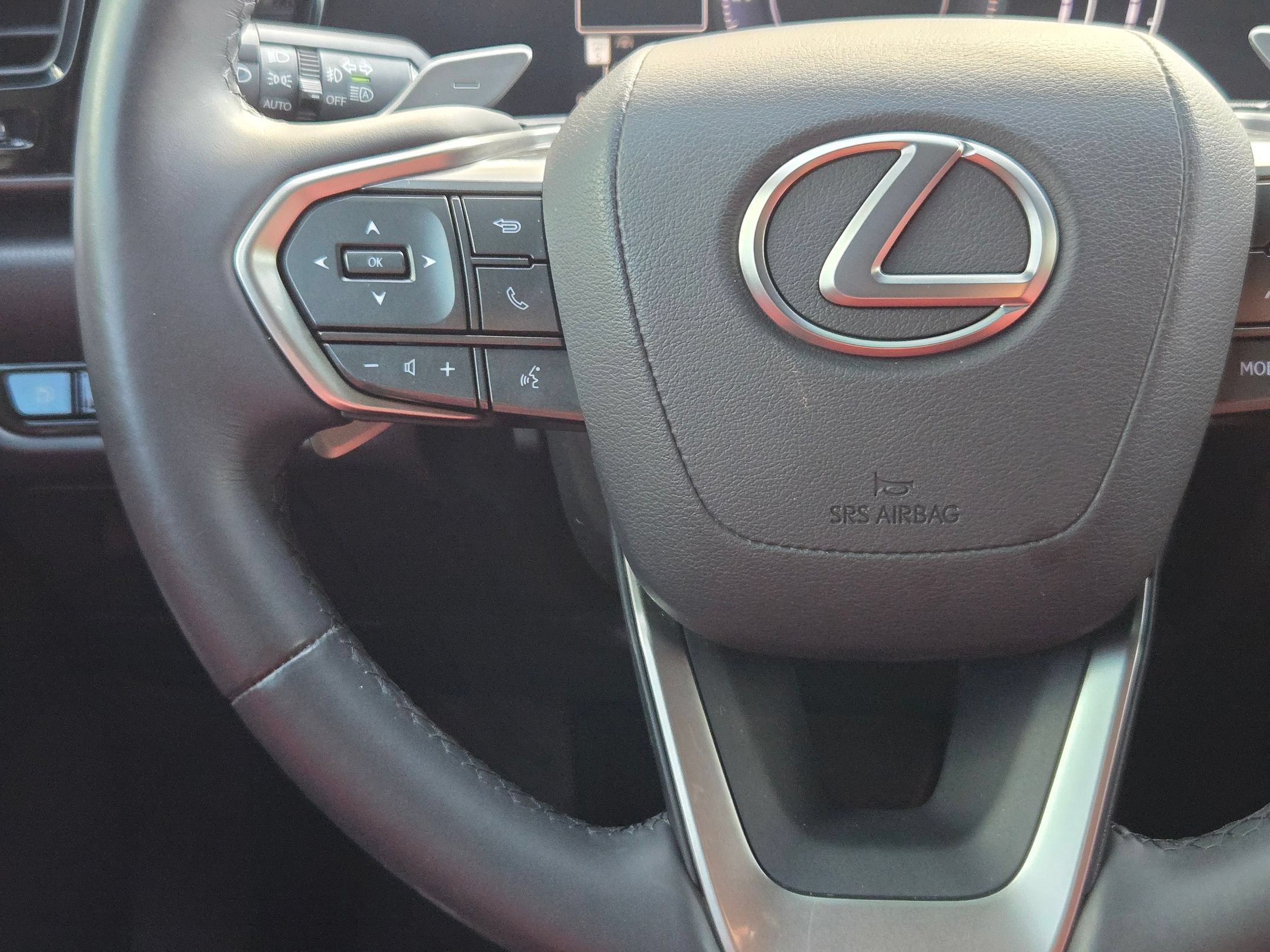 Used 2024 Lexus NX 250 FWD w/ Towing Package (2000 Lbs) image 21