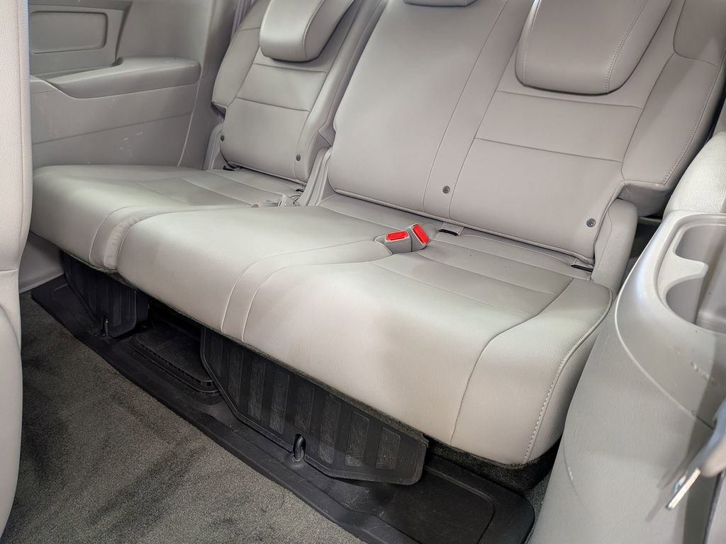 Used 2015 Honda Odyssey EX-L image 29
