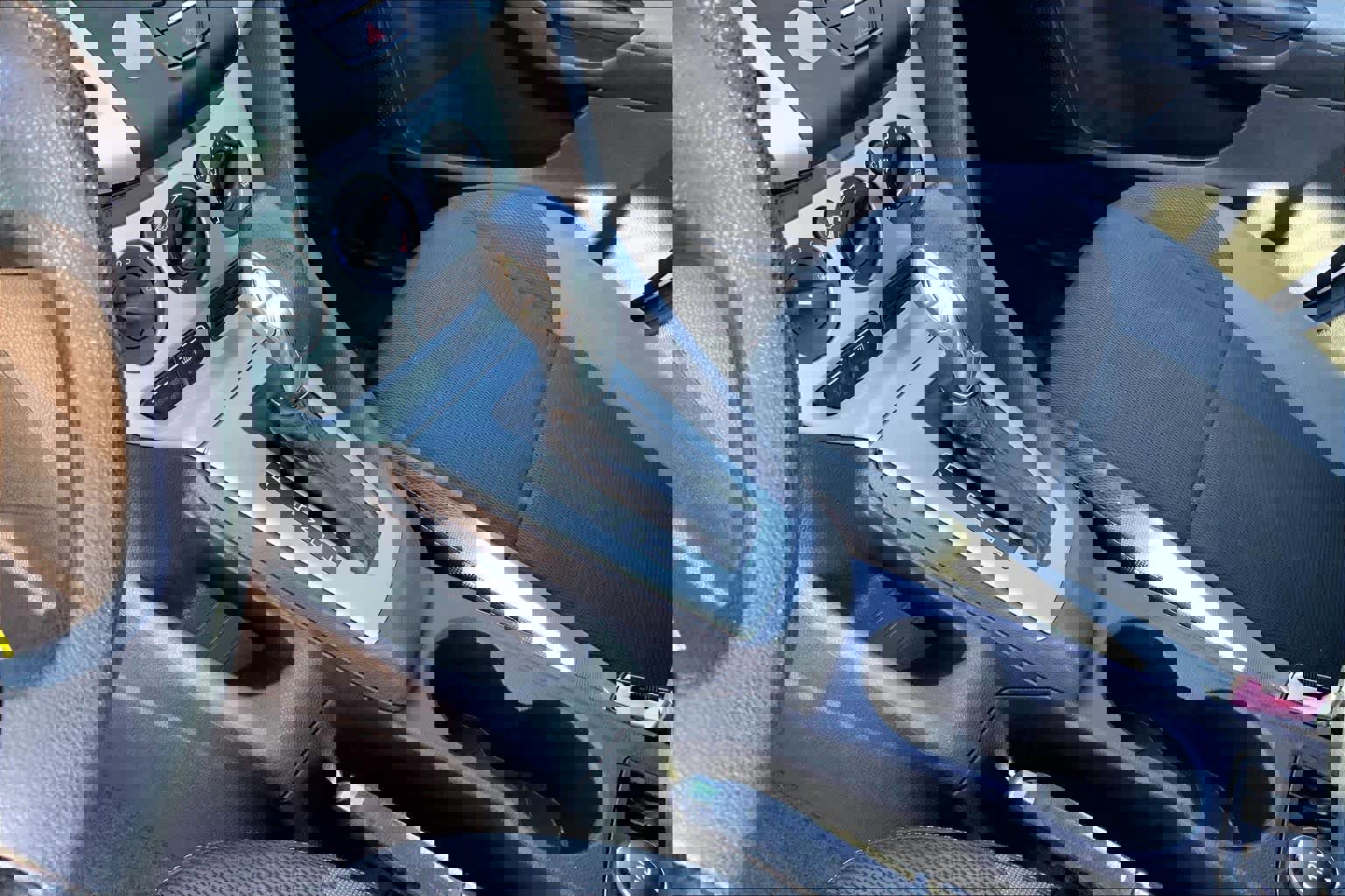 Used 2012 Ford Focus SE image 16