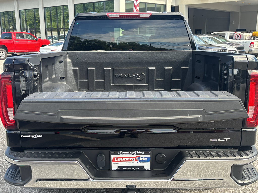 Used 2026 GMC Sierra 1500 SLT RWD image 9