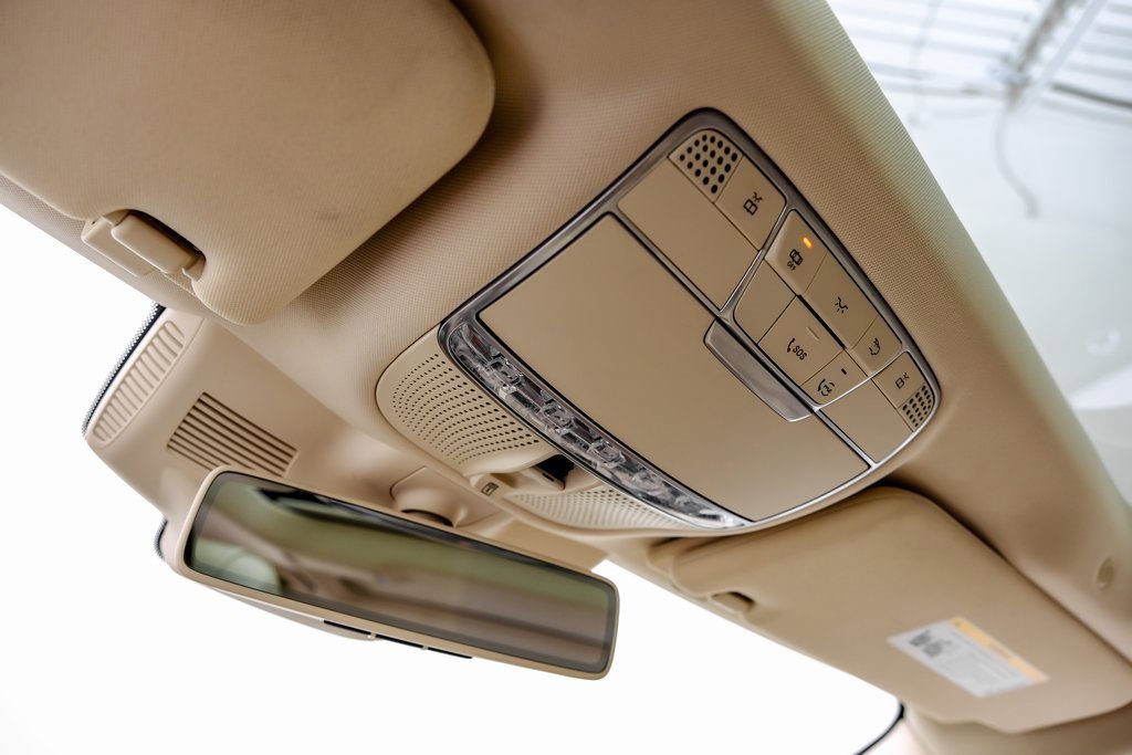 Used 2019 Mercedes-Benz S 560 4MATIC Sedan image 28