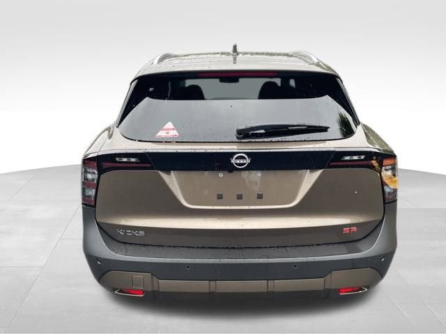 New 2025 Nissan Kicks SR image 7