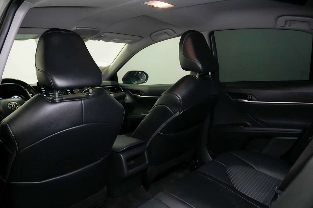 Used 2022 Toyota Camry SE FWD image 17