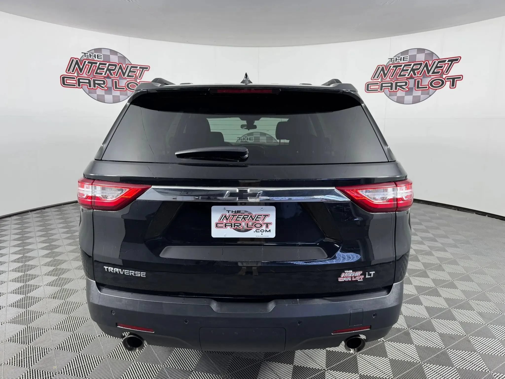 Used 2020 Chevrolet Traverse LT FWD image 6