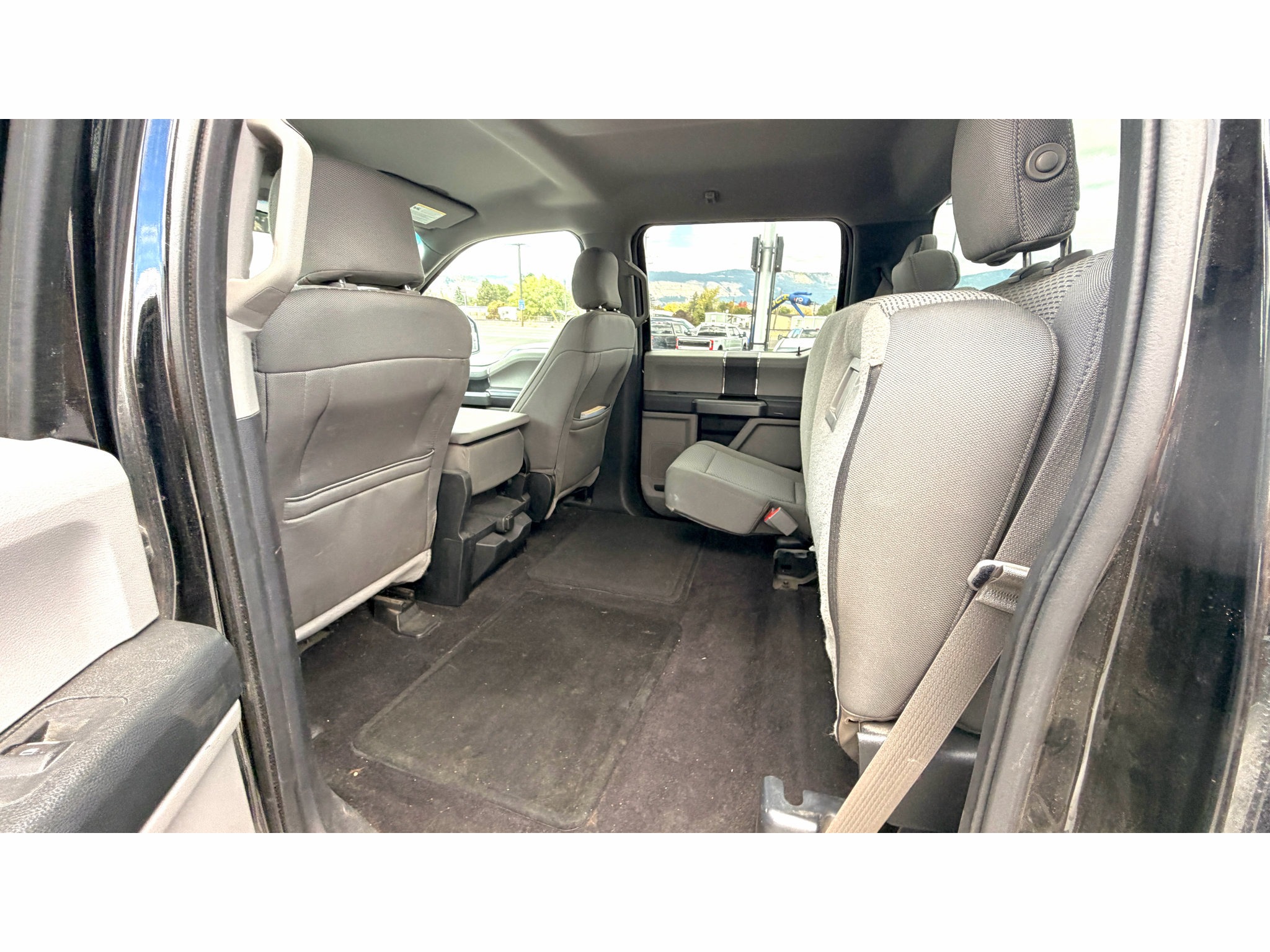 Used 2016 Ford F150 XLT AWD/4WD image 18