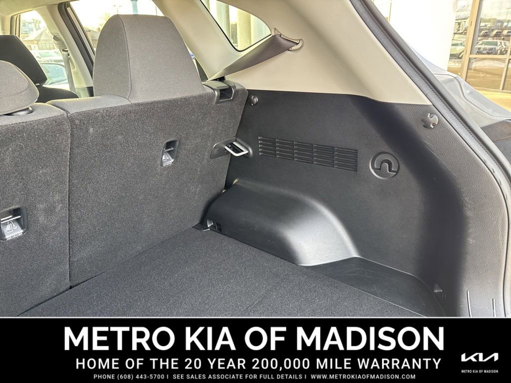 Used 2025 Kia Seltos LX image 31