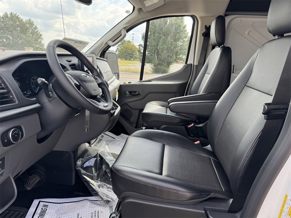 New 2025 Ford Transit 150 Low Roof AWD image 9