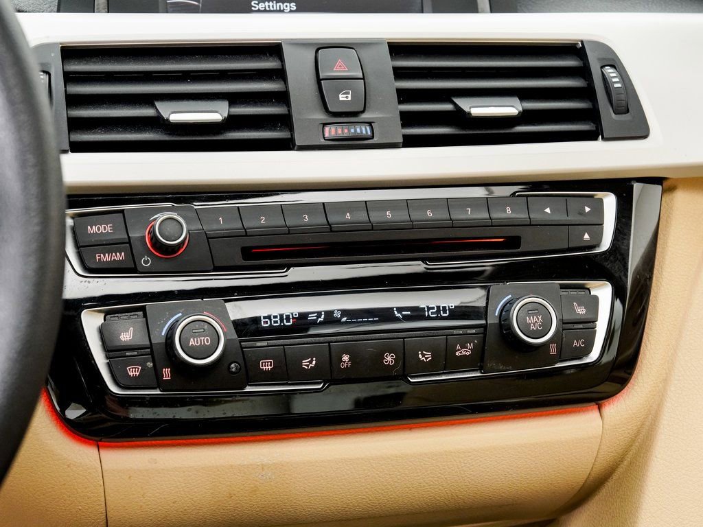 Used 2016 BMW 320i xDrive 320i xDrive image 18