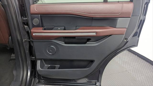 Used 2024 Ford Expedition Limited RWD image 22