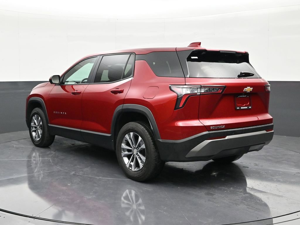 Used 2025 Chevrolet Equinox LT w/ Safety and Technology Package image 3