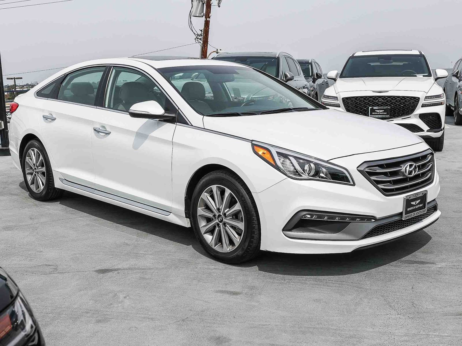 Used 2017 Hyundai Sonata Limited image 3