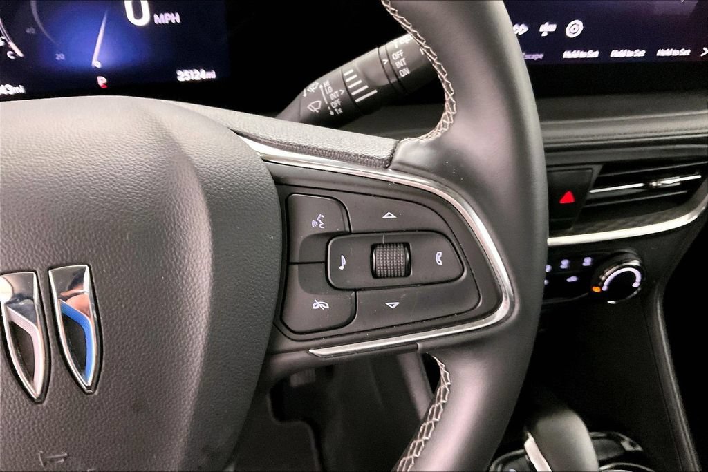 Used 2025 Buick Encore GX Preferred FWD image 11