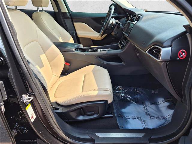 Used 2017 Jaguar F-PACE Premium AWD/4WD image 20