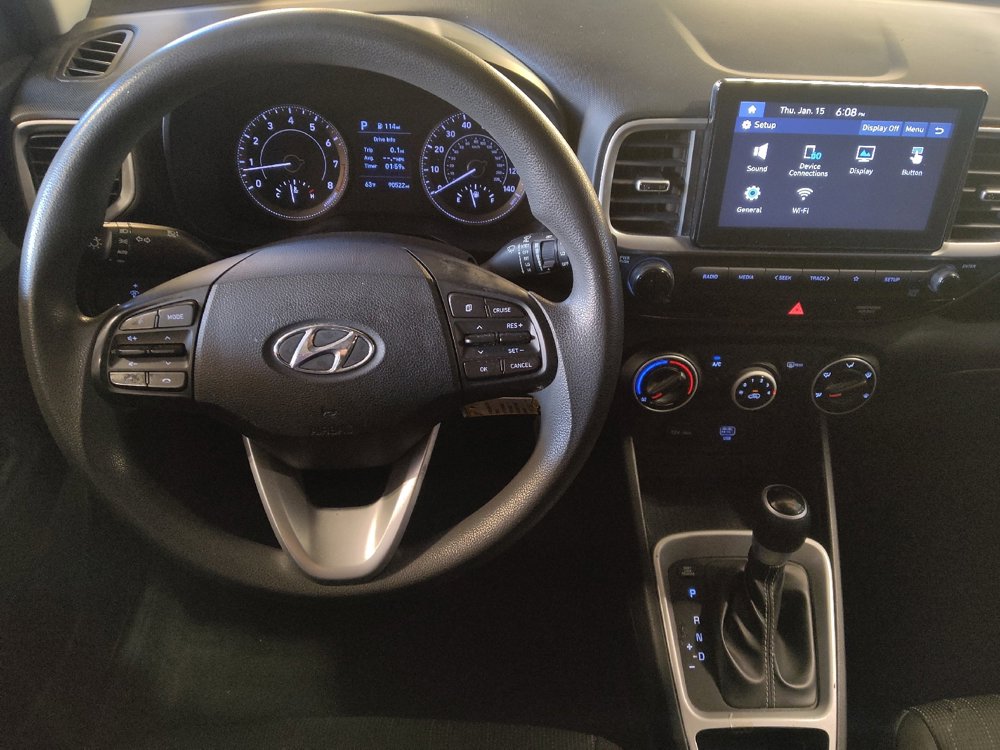 Used 2021 Hyundai Venue SE image 22