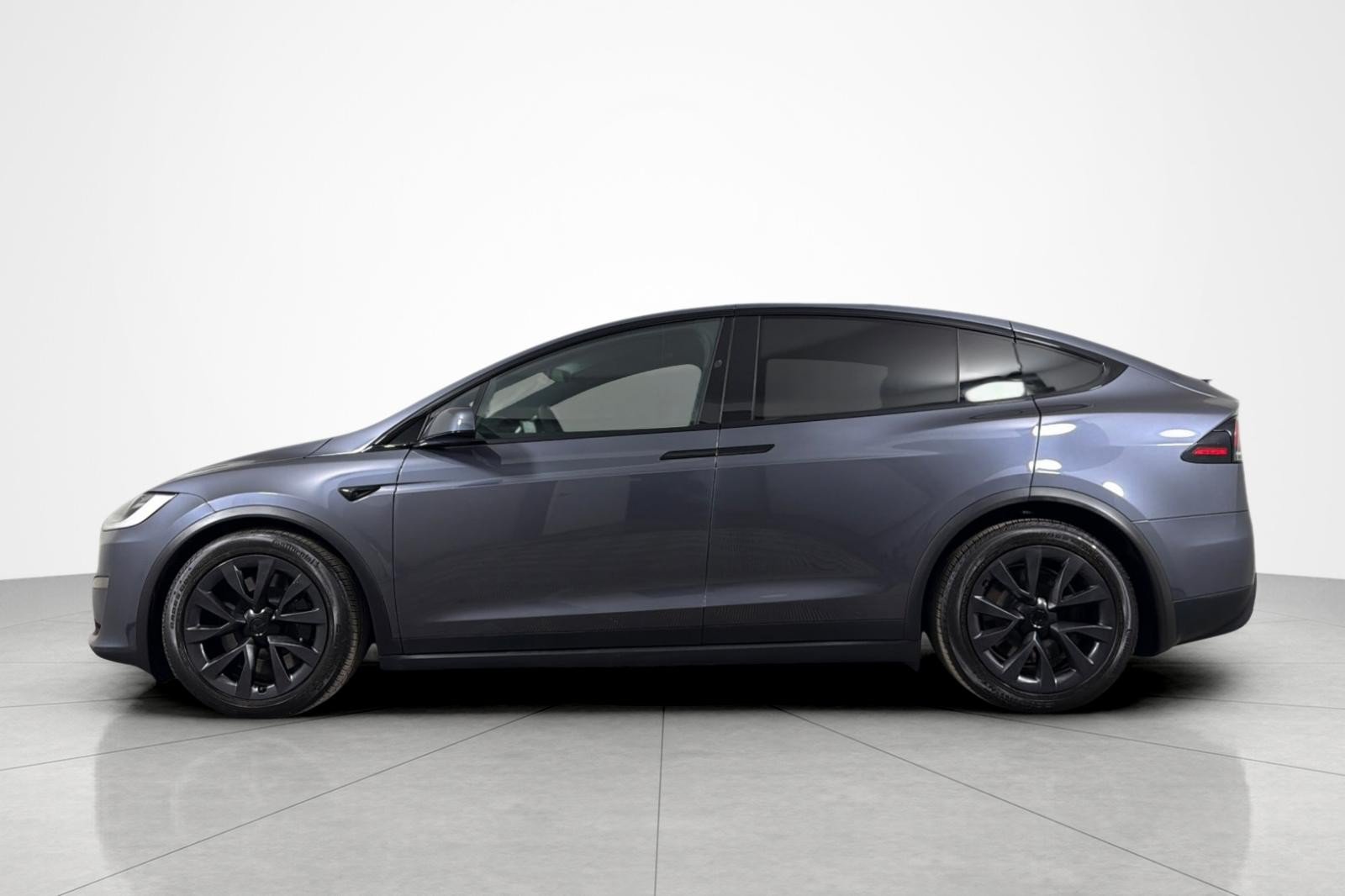 Used 2023 Tesla Model X AWD/4WD image 2
