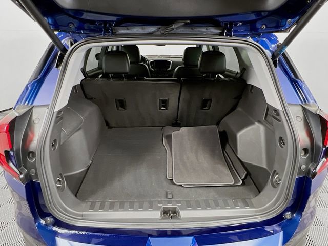 Used 2022 GMC Terrain SLT w/ Infotainment Package II image 27