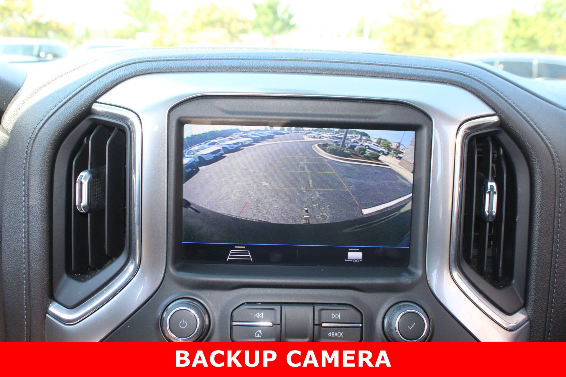 Used 2022 Chevrolet Silverado 1500 LT Trail Boss w/ Bed Protection Package AWD/4WD image 23