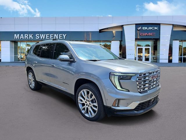 Used 2025 GMC Acadia Denali w/ Super Cruise Package FWD image 3