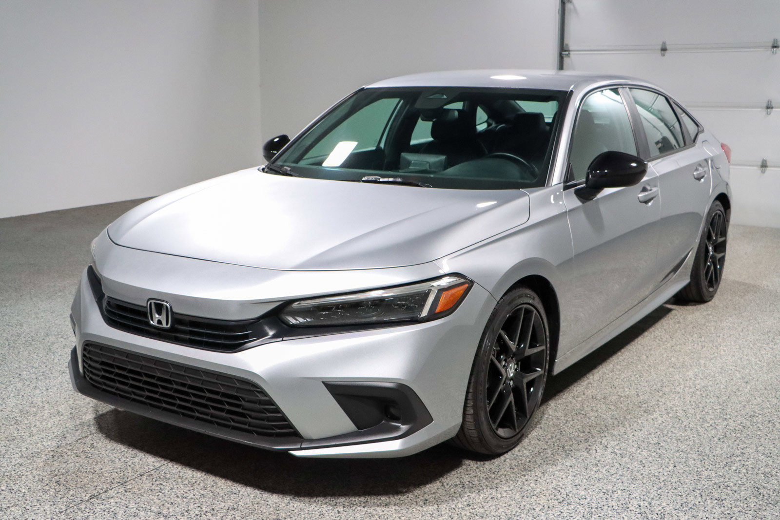 Used 2023 Honda Civic Sport image 29