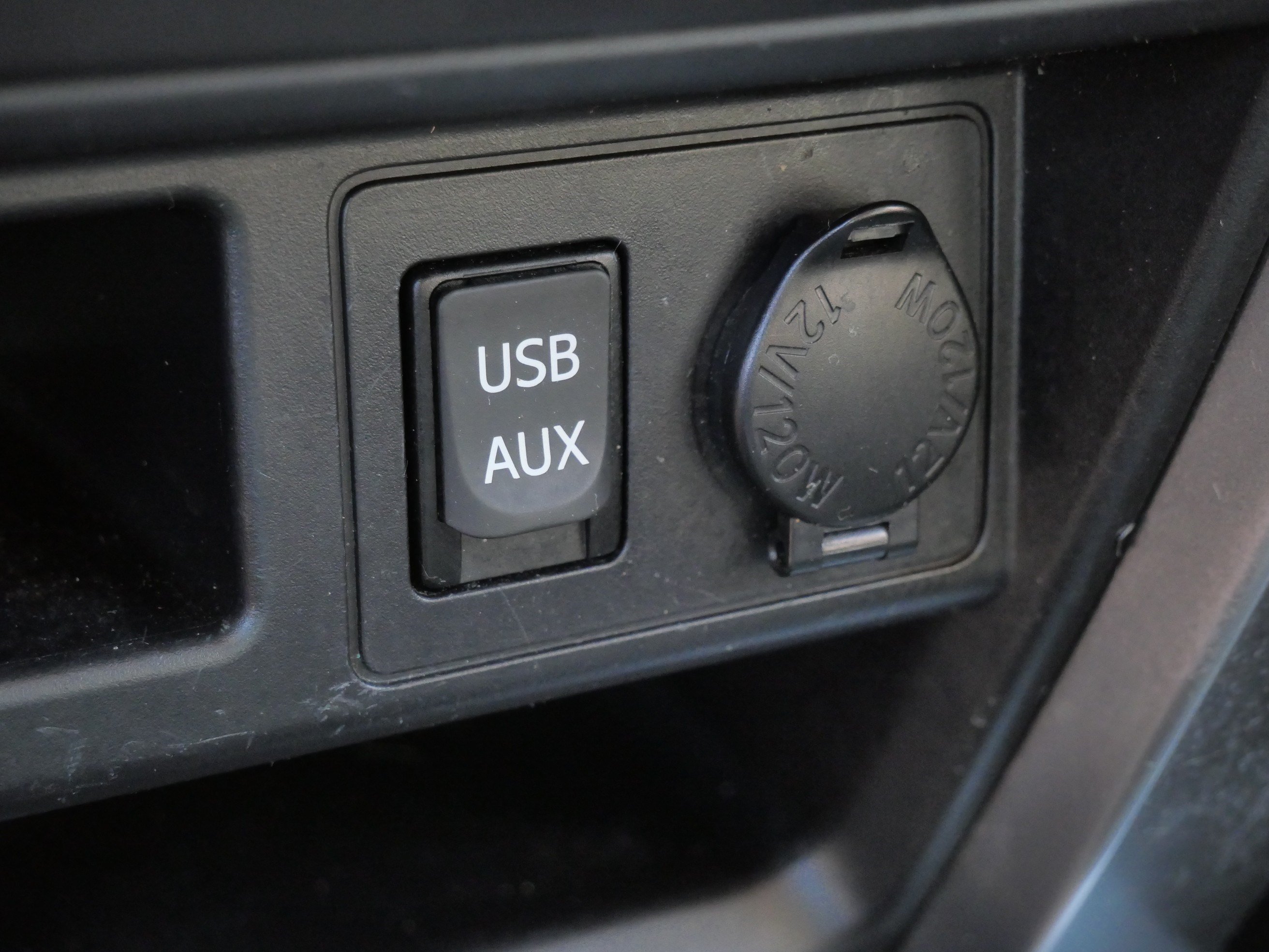 Certified 2016 Toyota 4Runner SR5 AWD/4WD image 30