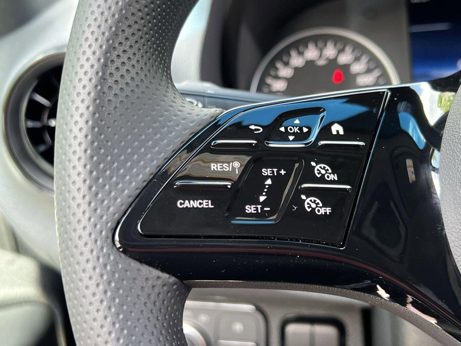 New 2025 Mercedes-Benz Sprinter 2500 image 30