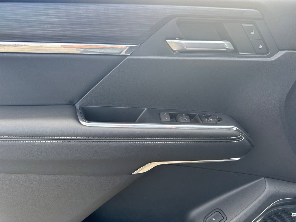 Used 2024 GMC Acadia Elevation w/ LPO, Floor Liner Package image 19