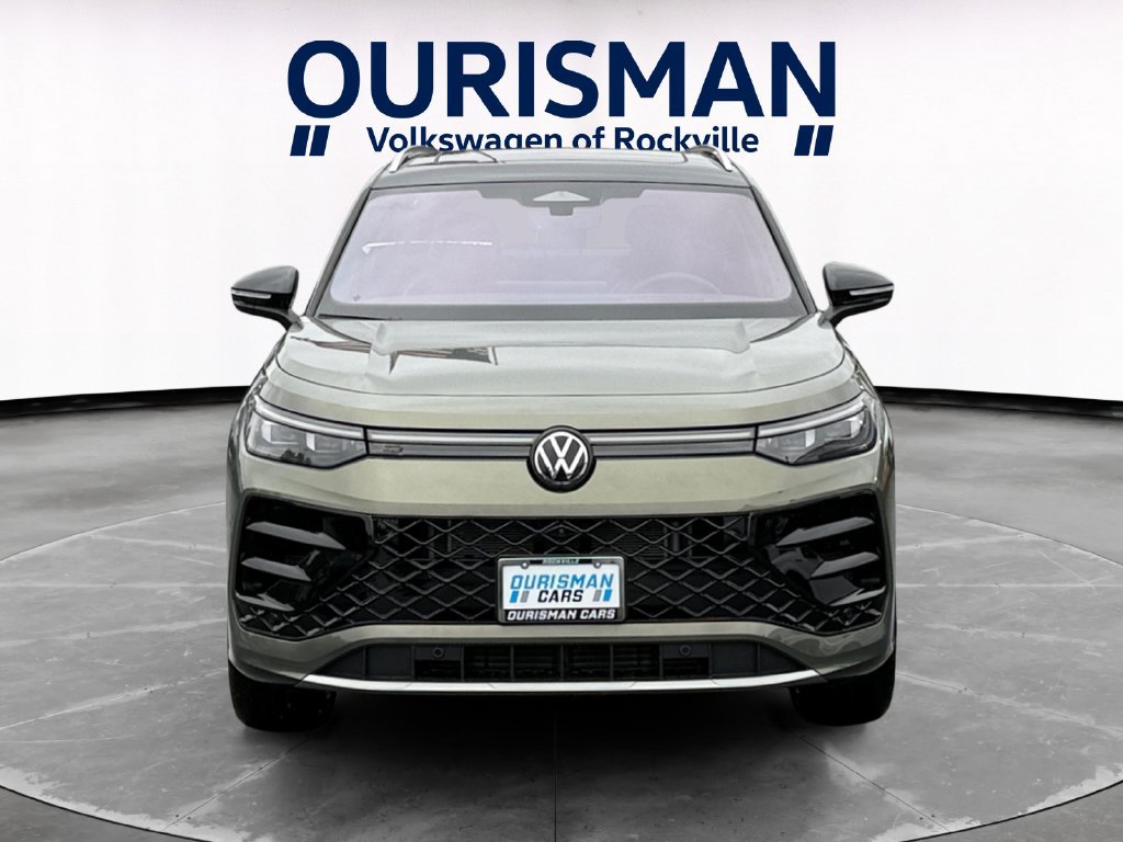 New 2026 Volkswagen Tiguan SEL R-Line AWD/4WD image 8