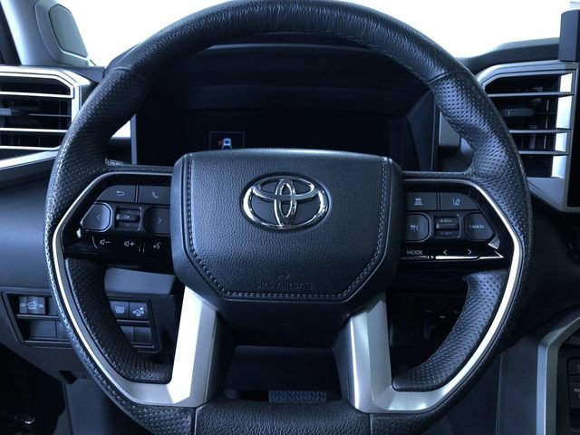 Used 2024 Toyota Tundra Limited AWD/4WD image 19
