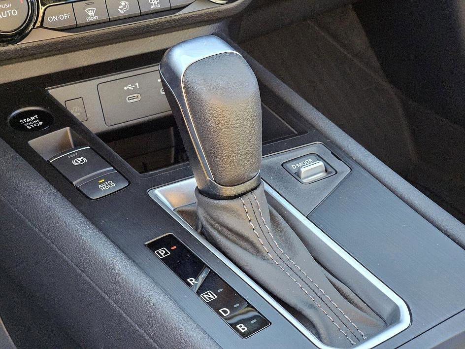 New 2026 Nissan Kicks SV image 23