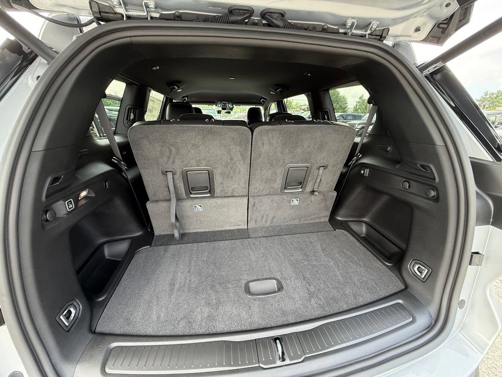 New 2026 Jeep Grand Cherokee L 4WD image 26