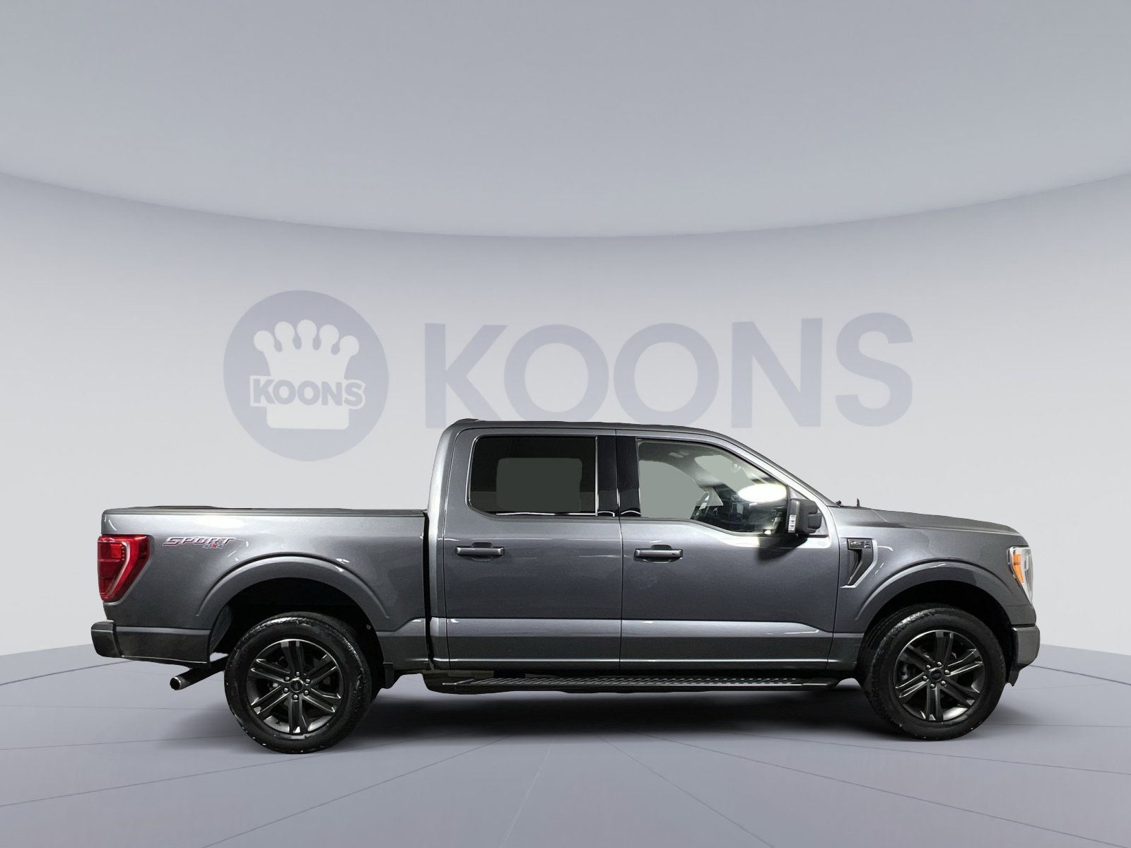 Used 2022 Ford F150 XLT w/ Equipment Group 302A High image 8