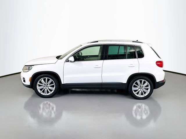 Used 2015 Volkswagen Tiguan SE image 9