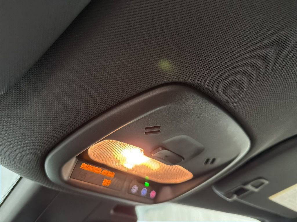 Certified 2024 Chevrolet Trax RS w/ Driver Confidence Package image 31