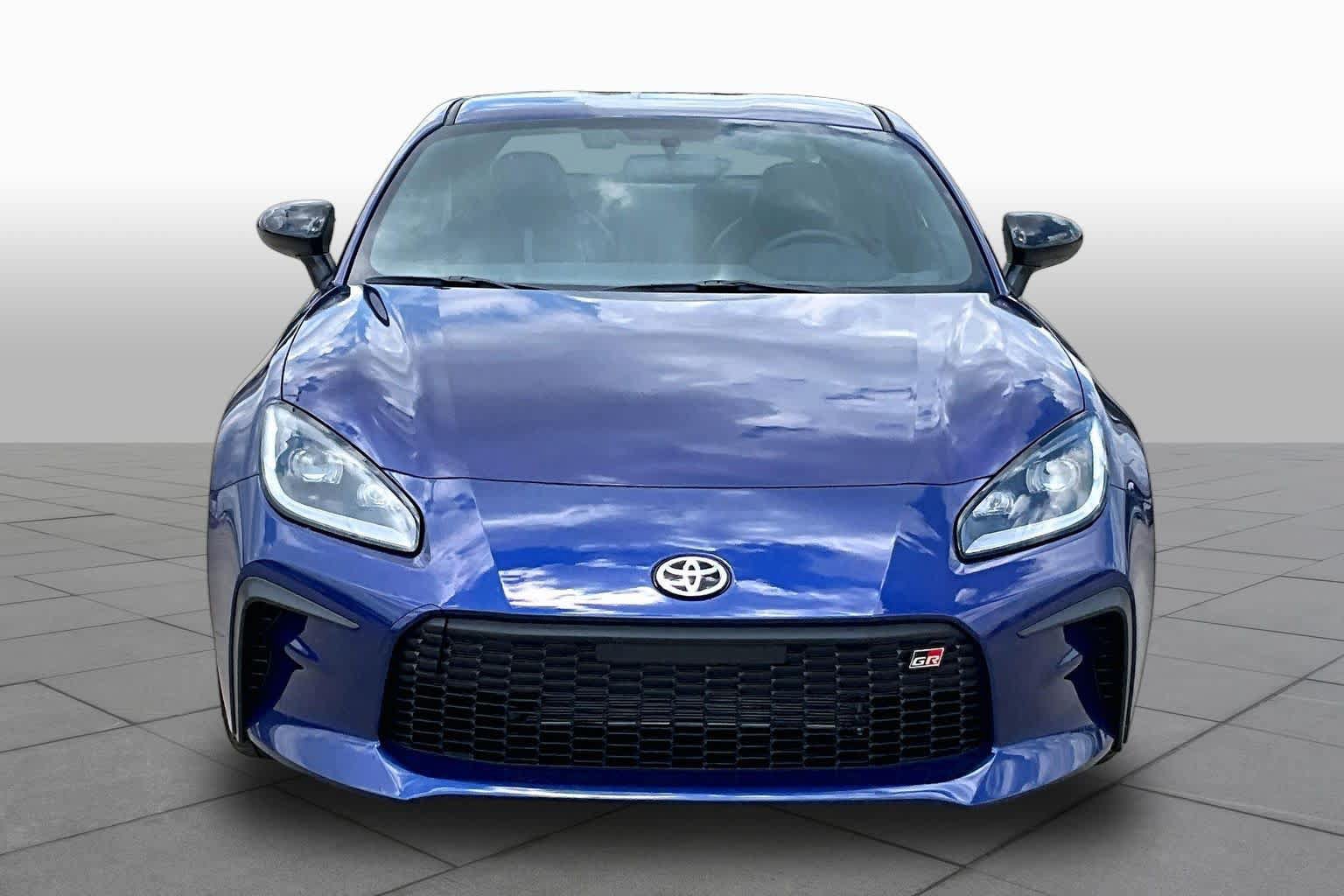 New 2026 Toyota GR86 Premium RWD image 3