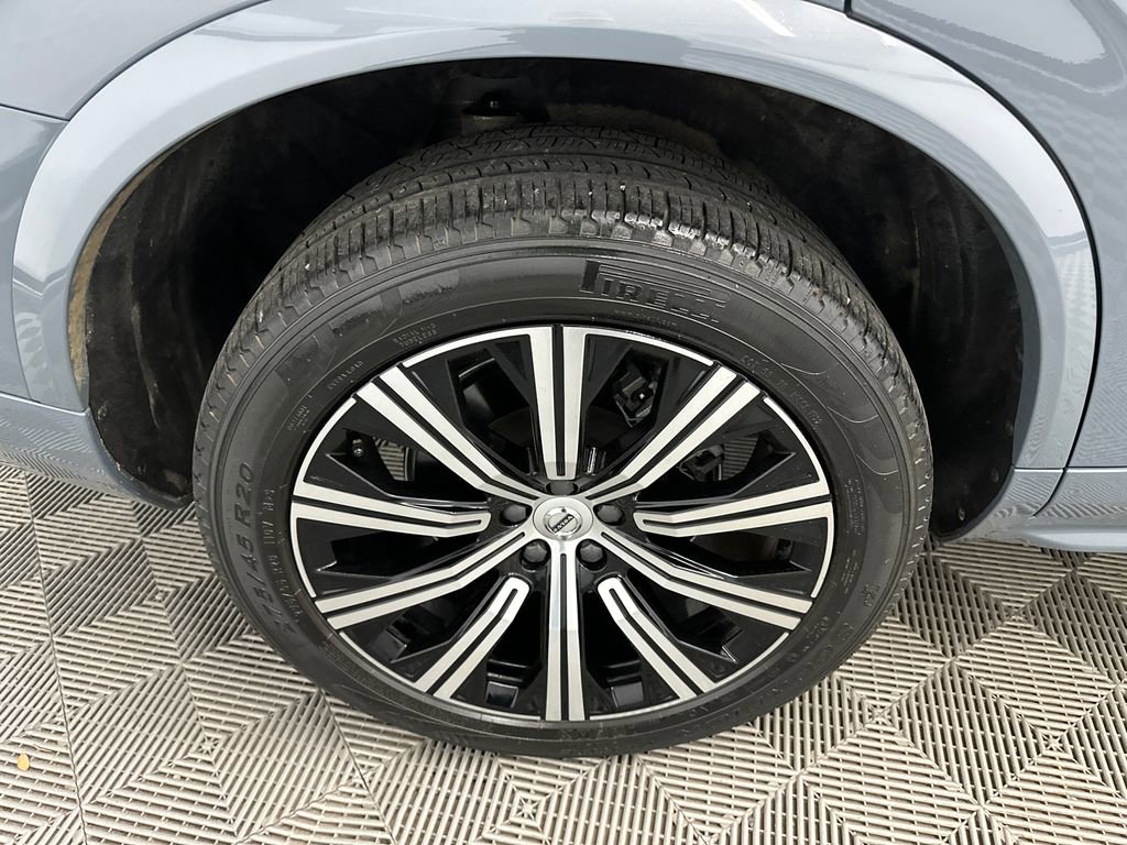 Used 2023 Volvo XC90 B5 Plus image 19
