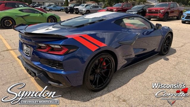 New 2027 Chevrolet Corvette Grand Sport w/ Stealth Interior Trim Package RWD image 7