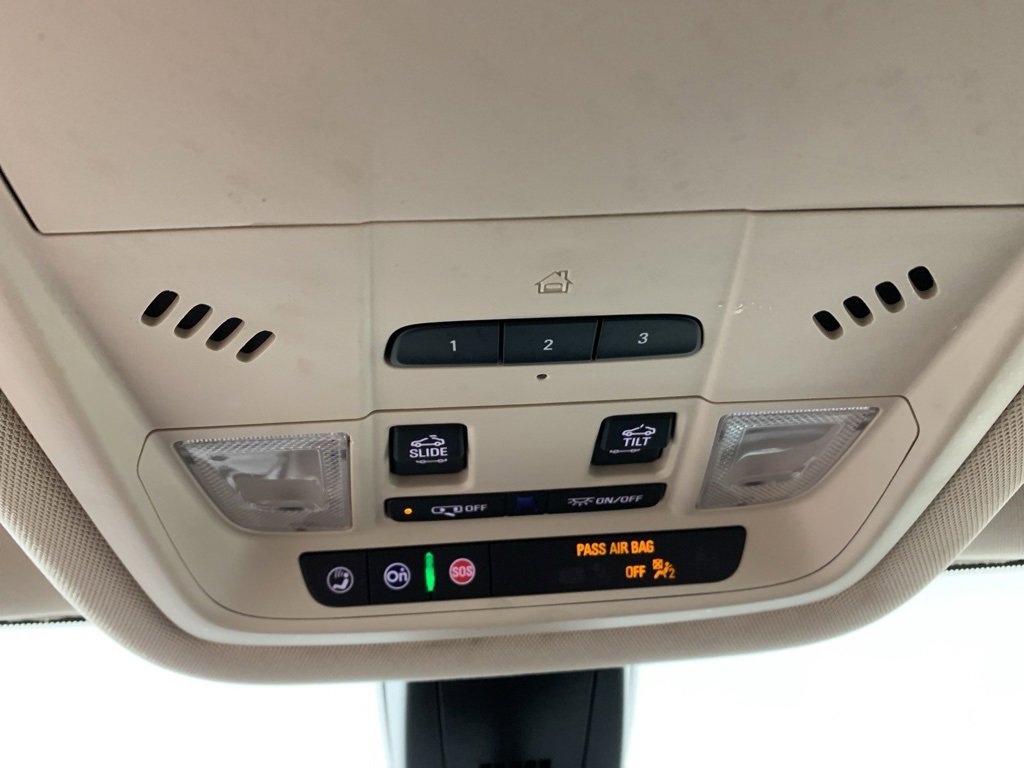 Used 2020 GMC Acadia Denali w/ Denali Ultimate Package image 25